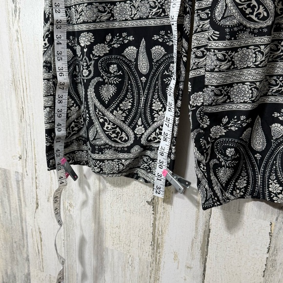 Stoosh Black and White Paisley Wide Leg Pants - Picture 3 of 9